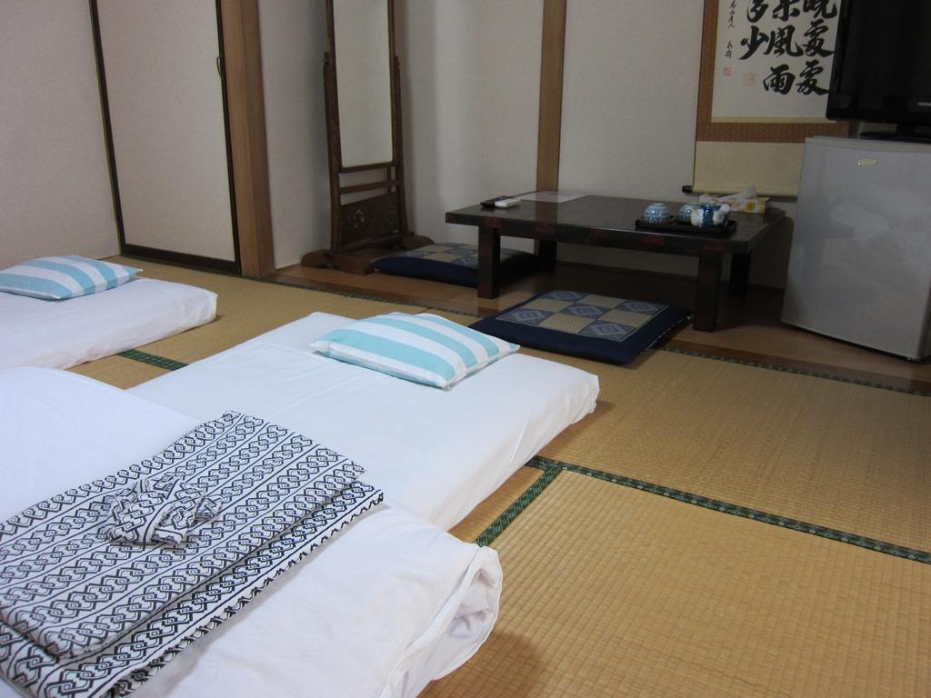 Ryokan Matsukaze Matsumoto Zimmer foto